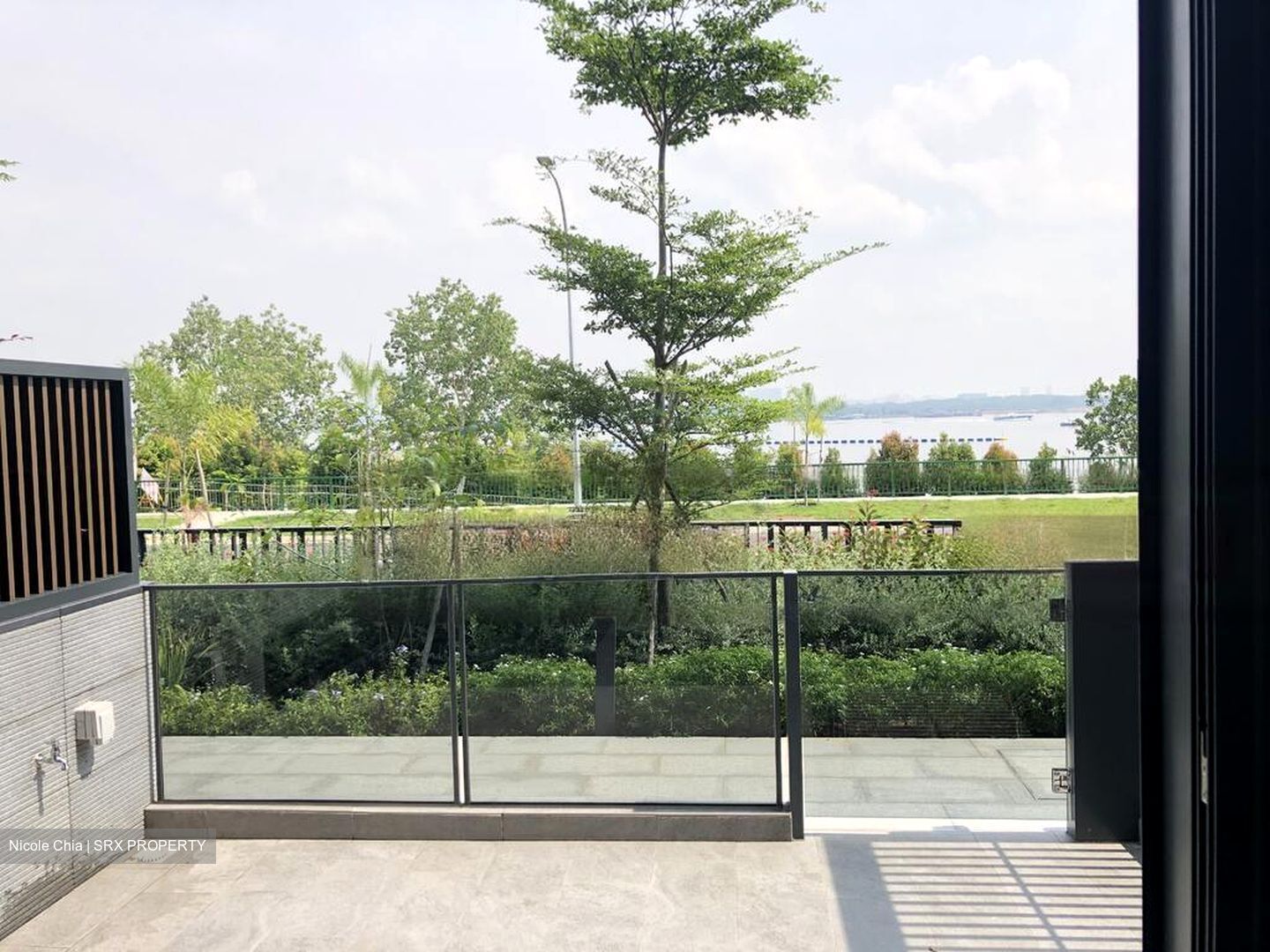 Watercove (D27), Terrace #423850201